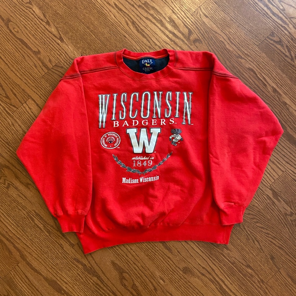 Vintage Wisconsin Badgers Red Sweatshirt - Size XL